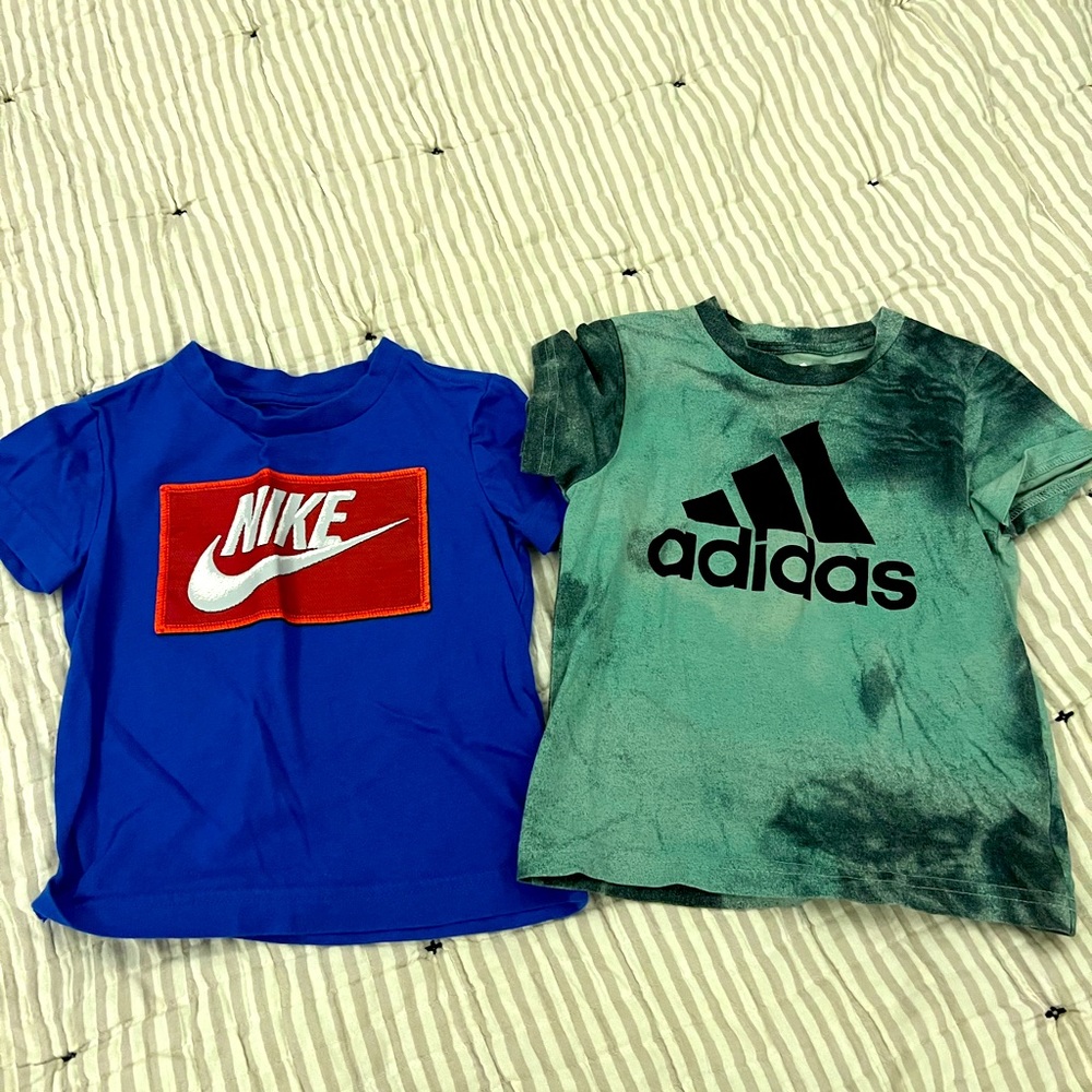 2T Nike & Adidas tops